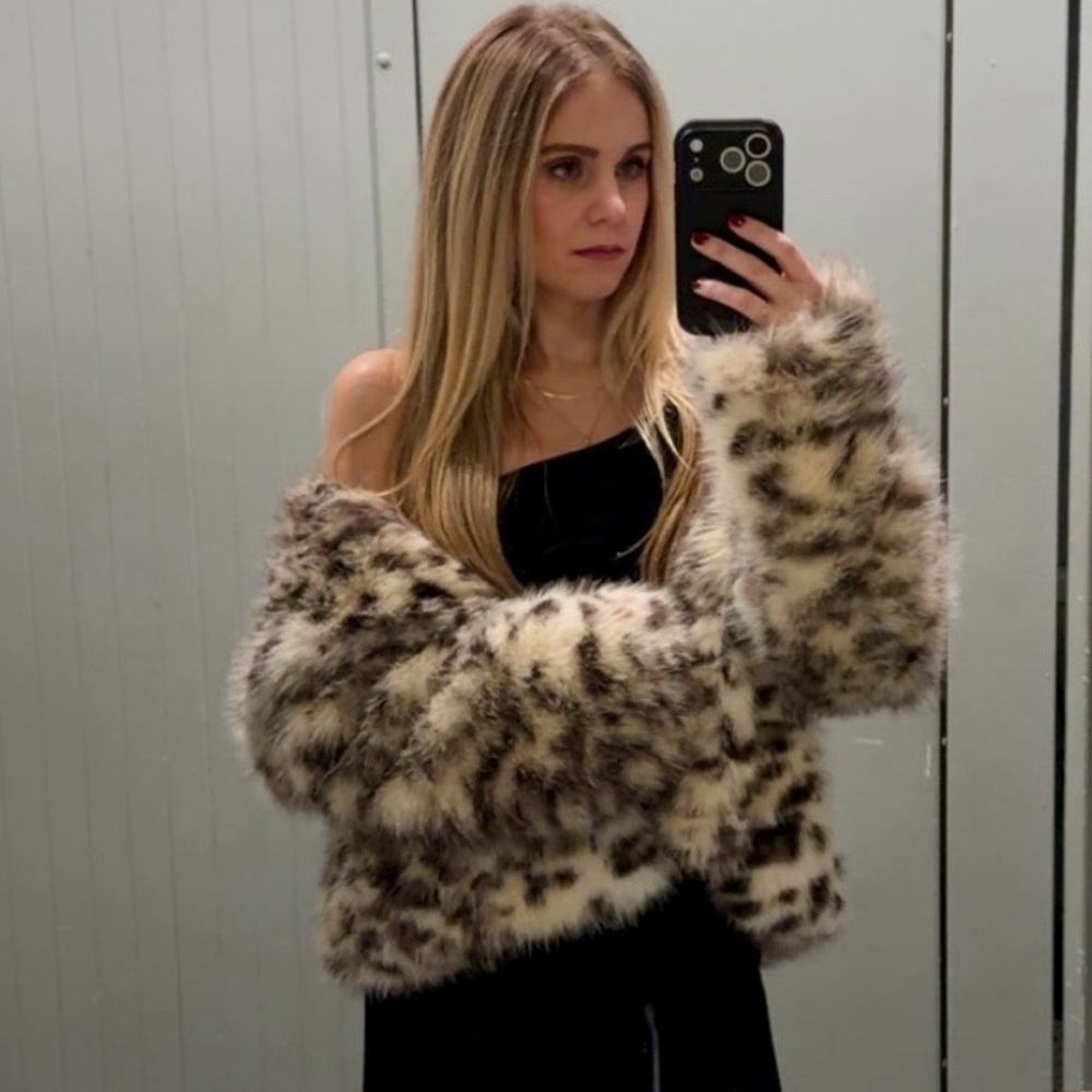 SHORT FAUX FUR ANIMAL PRINT COAT ZARA ZW COLLECTION - Medium